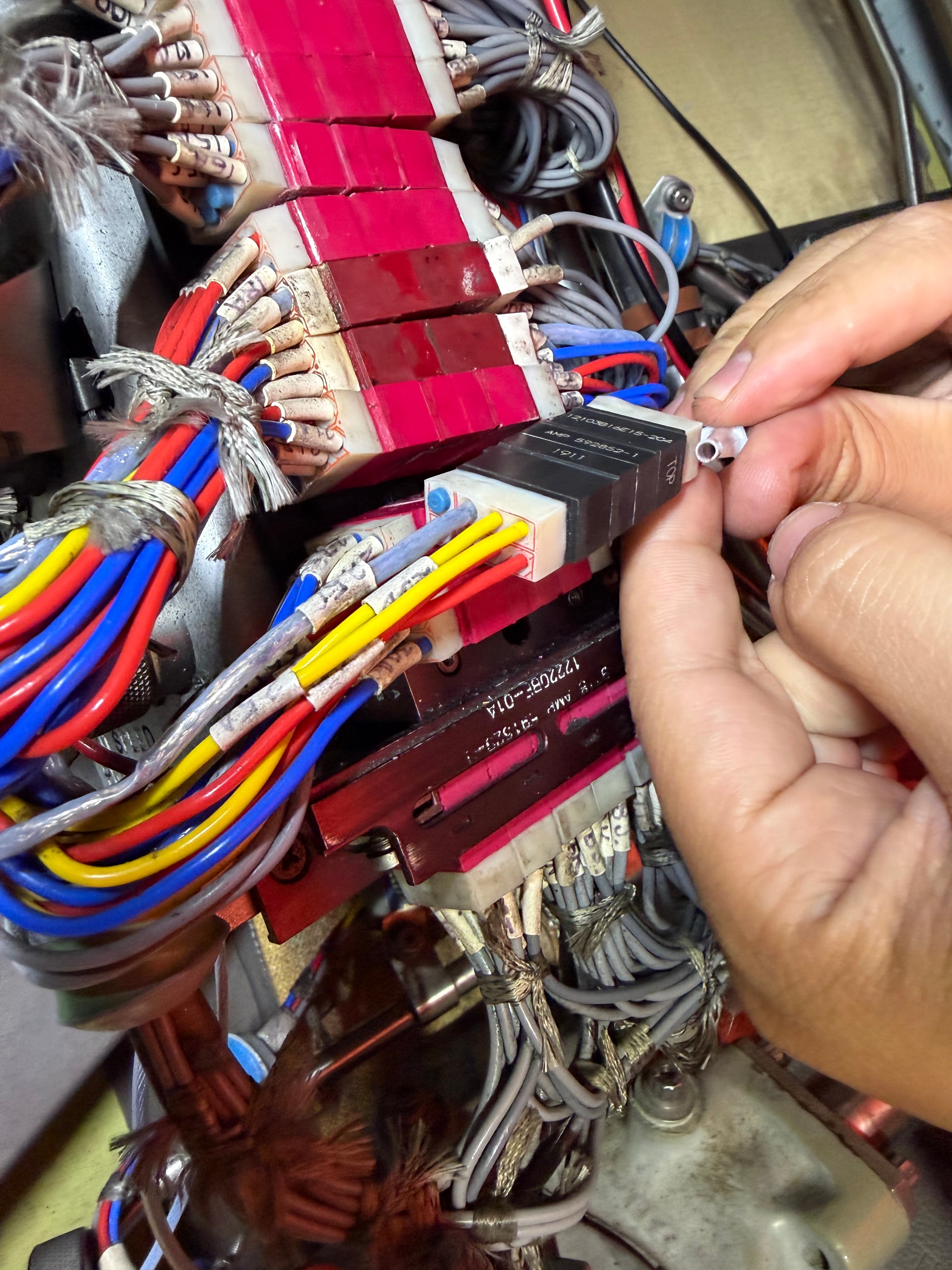 Aircraft wiring installation